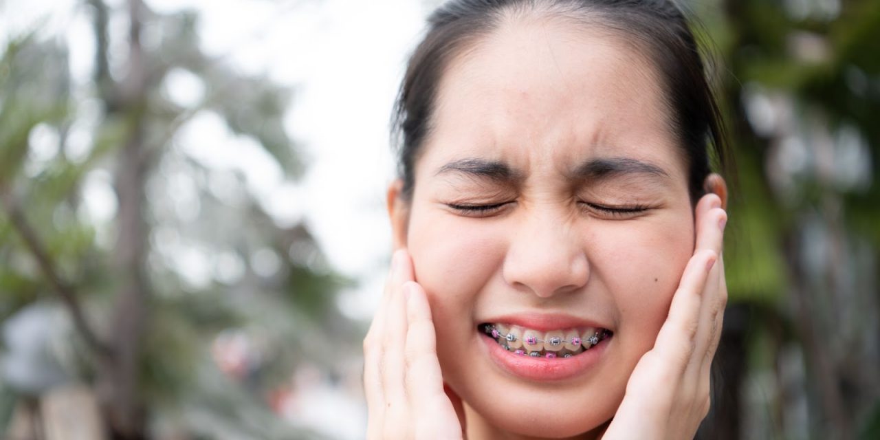 Dealing with Mouth Ulcers While Wearing Braces: Prevention and Soothing Tips